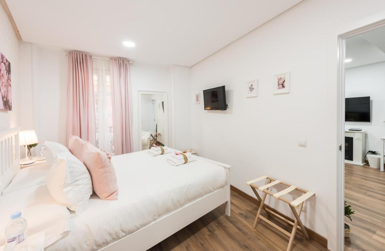 Apartment Sol Gran Via Мадрид Екстериор снимка